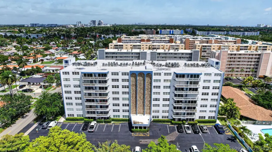 400 NE 12th Avenue #405, Hallandale Beach, FL 33009 - #2