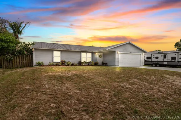 1098 SW Janette Avenue, Port St Lucie, FL 34953