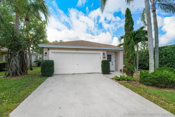5427 Club Circle, Haverhill, FL 33415