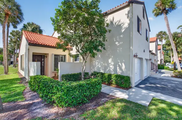 10 Via De Casas Sur #101, Boynton Beach, FL 33426