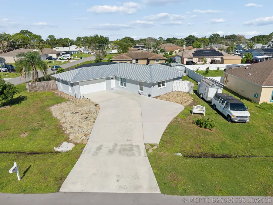 1101 SE Puritan Lane, Port Saint Lucie, FL 34983 - #2