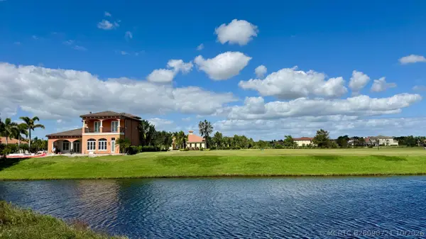 114 SE Via San Marino, Port St Lucie, FL 34984