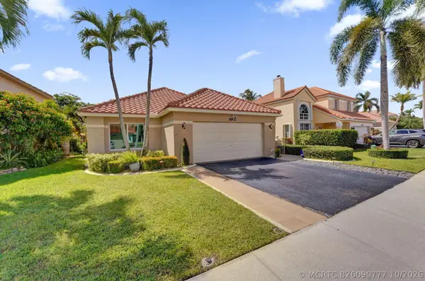 8932 S Lake Park Circle S, Davie, FL 33328