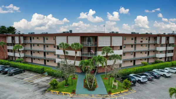 2800 NW 47th Terrace #203B, Lauderdale Lakes, FL 33313