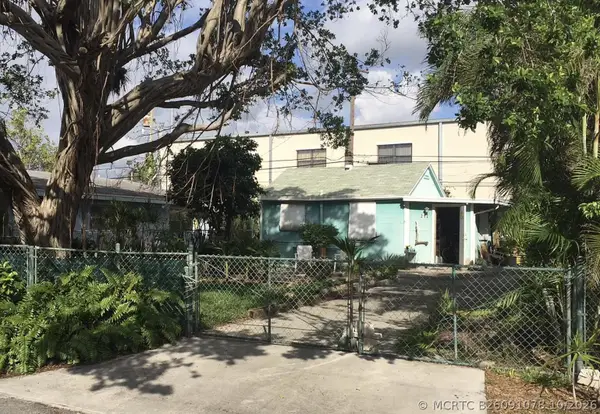 212 E 25th Street, Riviera Beach, FL 33404
