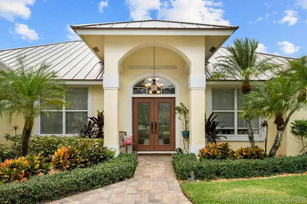 19048 SE Loxahatchee River Road, Jupiter, FL 33458