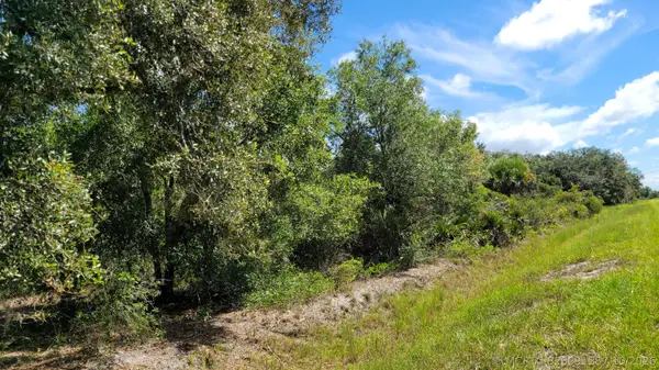 21283 NW 254th Street, Okeechobee, FL 34972