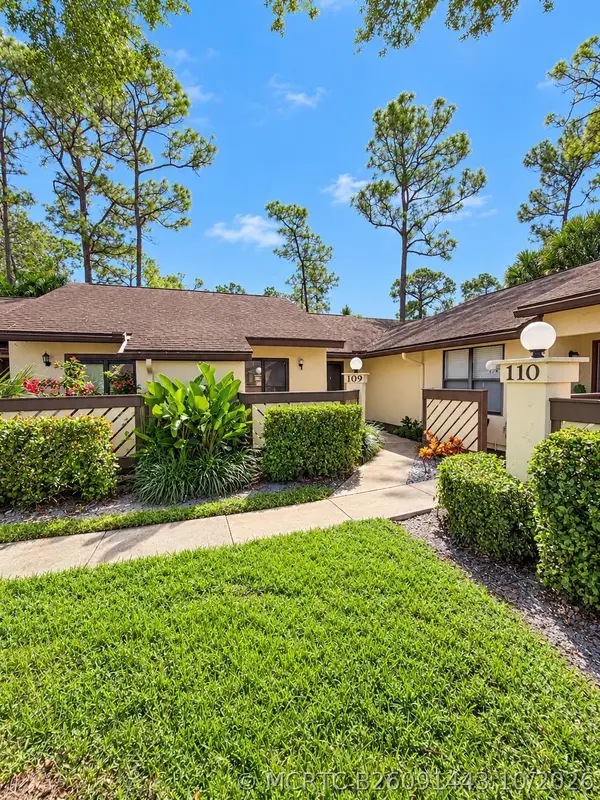 109 Roselle Court, Royal Palm Beach, FL 33411