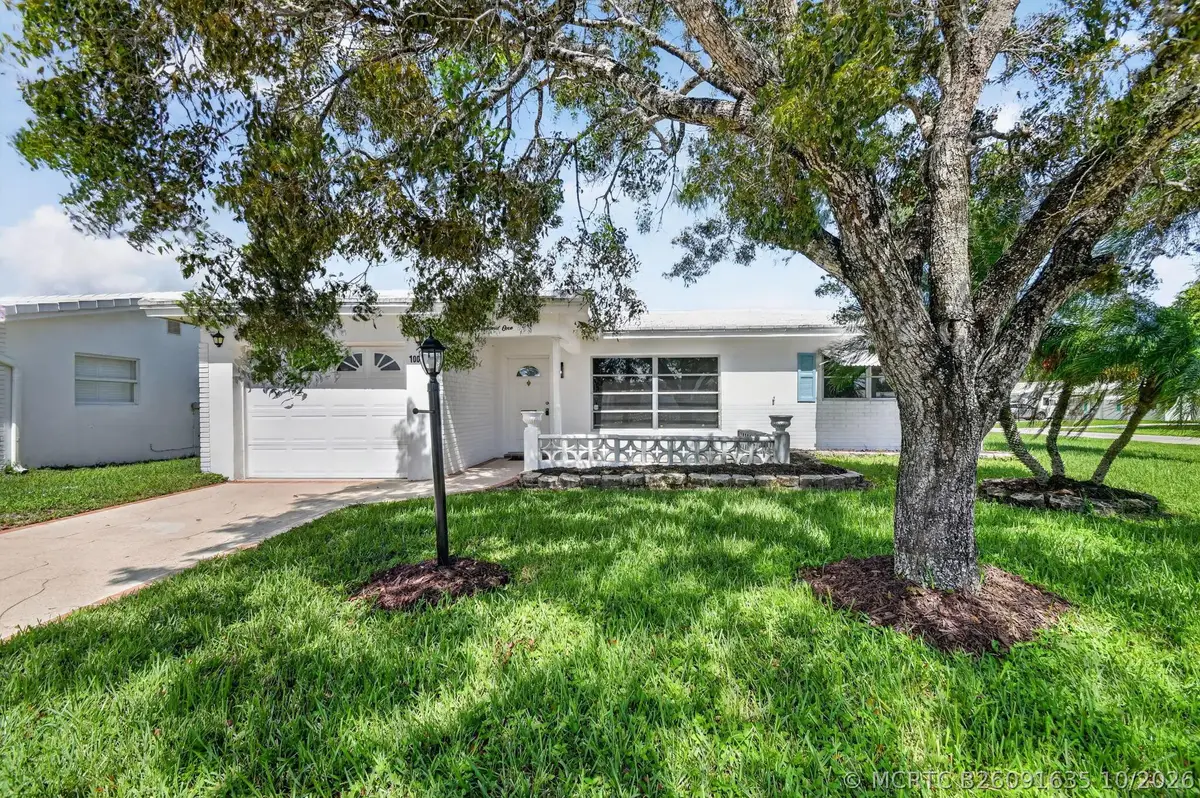 1001 Siesta Avenue, Boynton Beach, FL 33426 - #1