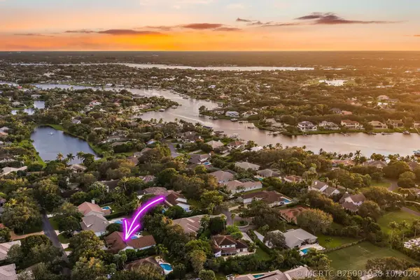 18274 SE Ridgeview Drive, Jupiter, FL 33469