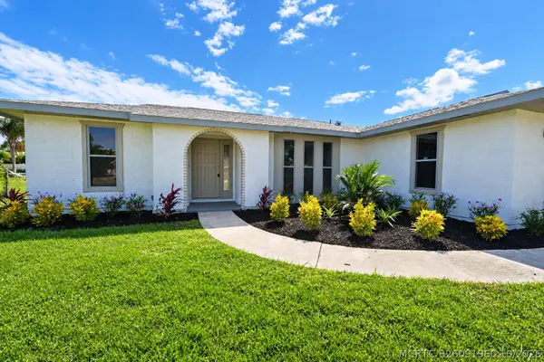 2502 SE Calusa Avenue, Port St Lucie, FL 34952