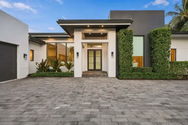3500 Embassy Drive, West Palm Beach, FL 33401