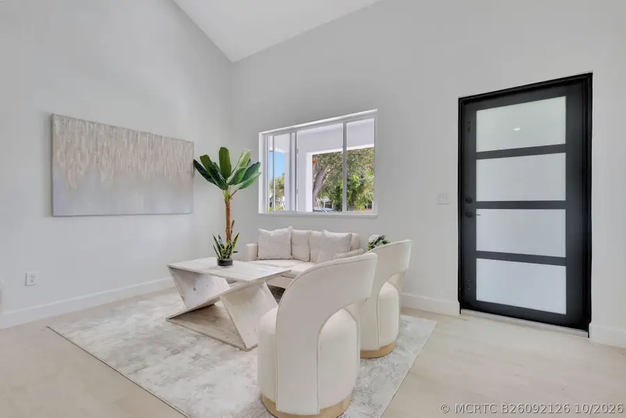 338 Palmetto Street, West Palm Beach, FL 33405 - #2