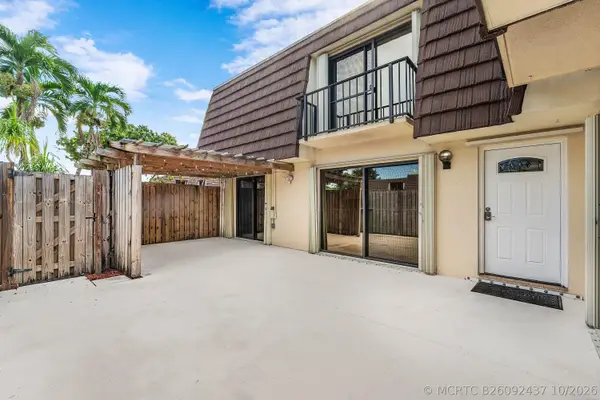 1202 12th Lane, Palm Beach Gardens, FL 33418