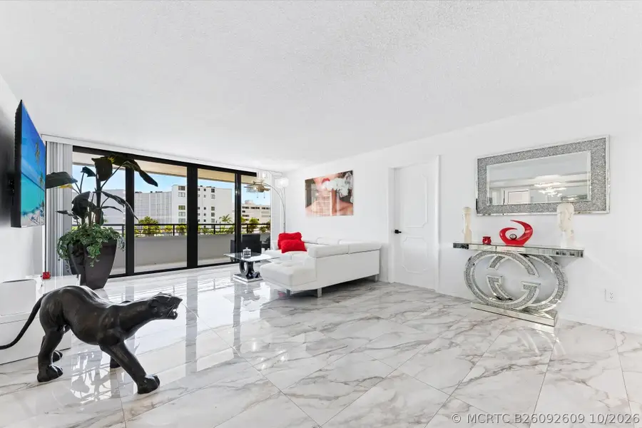 3589 S Ocean Boulevard #403, Palm Beach, FL 33480 - #2