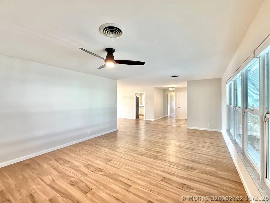 726 10th Court, Vero Beach, FL 32962 - #3