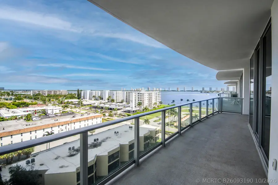 220 Lake Shore Drive #813, West Palm Beach, FL 33403 - #2