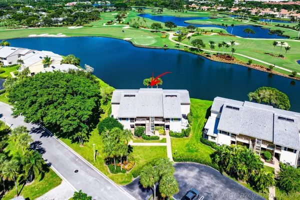 17 Eastgate Drive #B, Boynton Beach, FL 33436