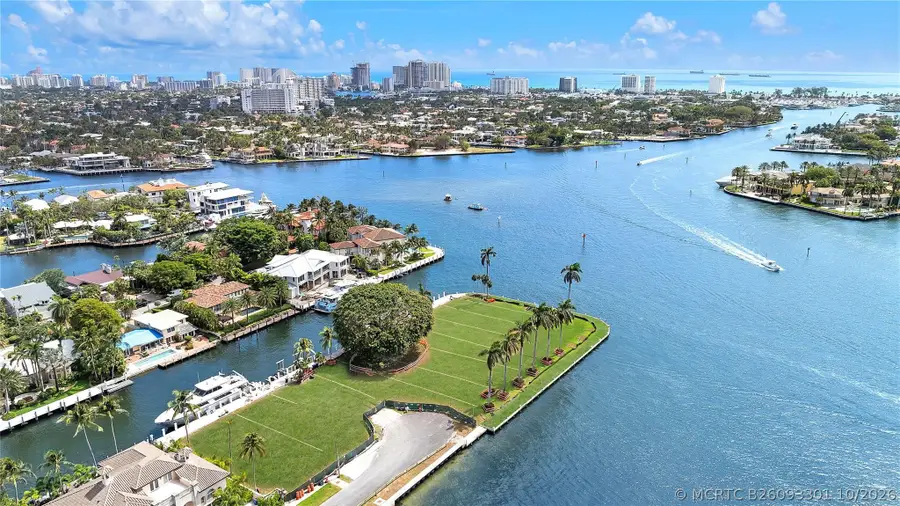 1818 SE 10th Street, Fort Lauderdale, FL 33316 - #2