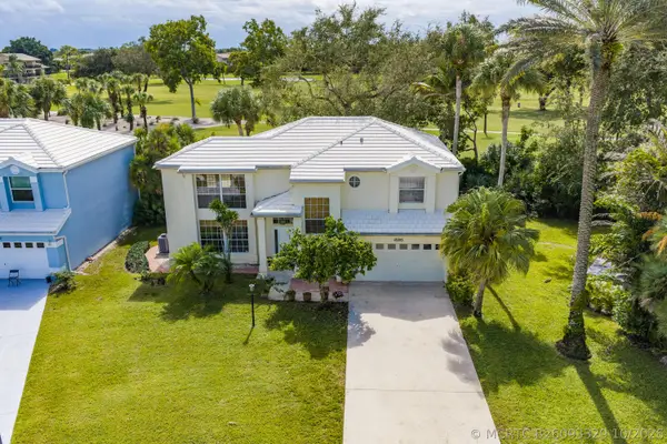 18205 SE Fairview Circle, Tequesta, FL 33469