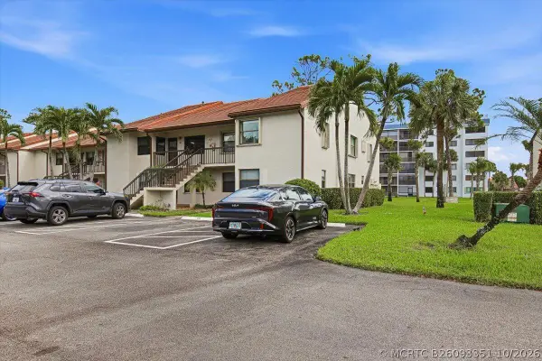 4880 Lucerne Lakes Boulevard W #206, Lake Worth, FL 33467
