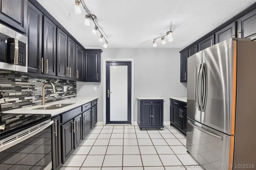 528 Beech Road, West Palm Beach, FL 33409 - #3