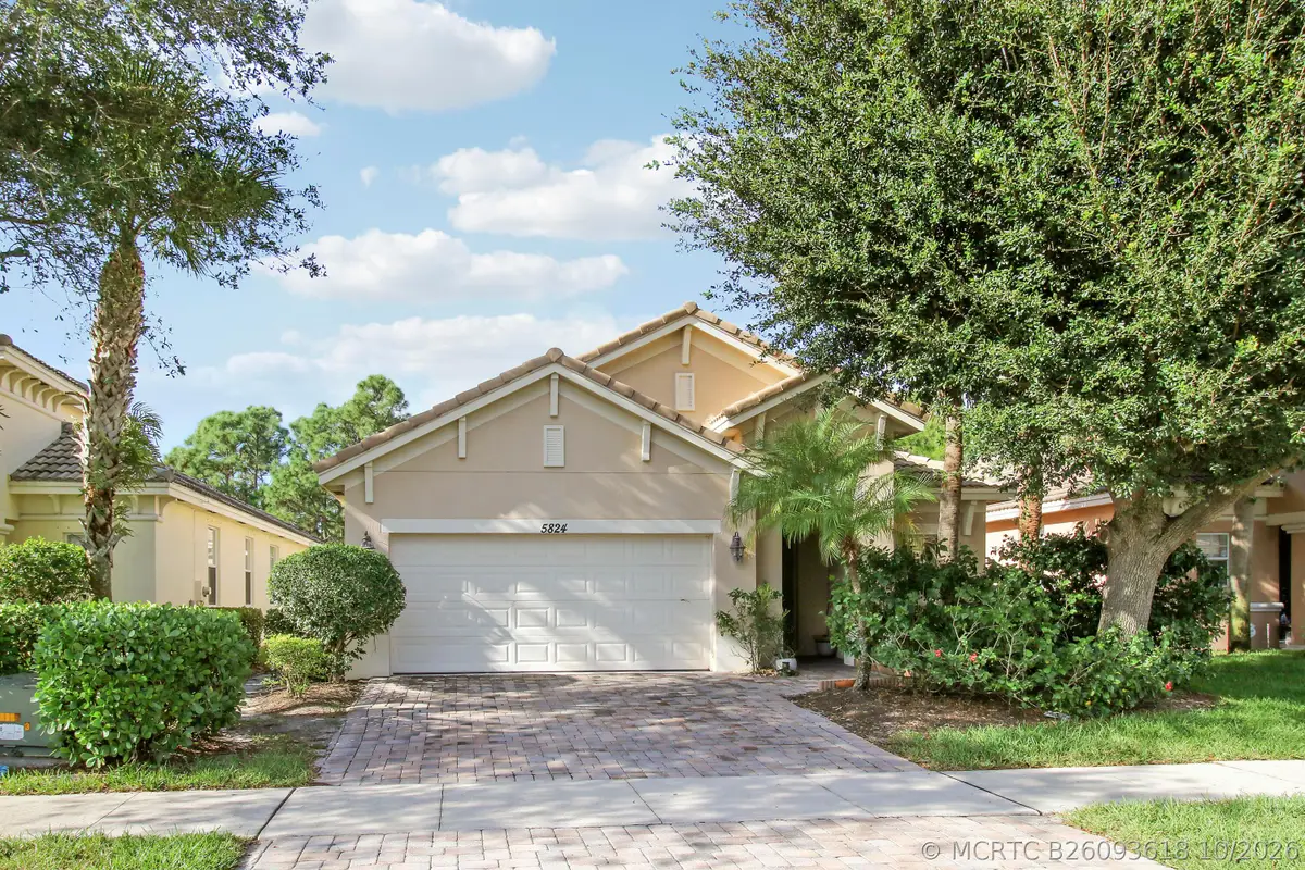 5824 SE Crooked Oak Avenue, Hobe Sound, FL 33455 - #1