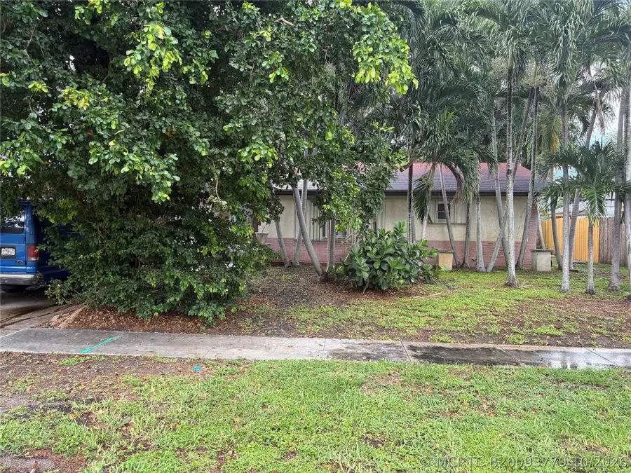 2109 Pinehurst Drive, West Palm Beach, FL 33407 - #2