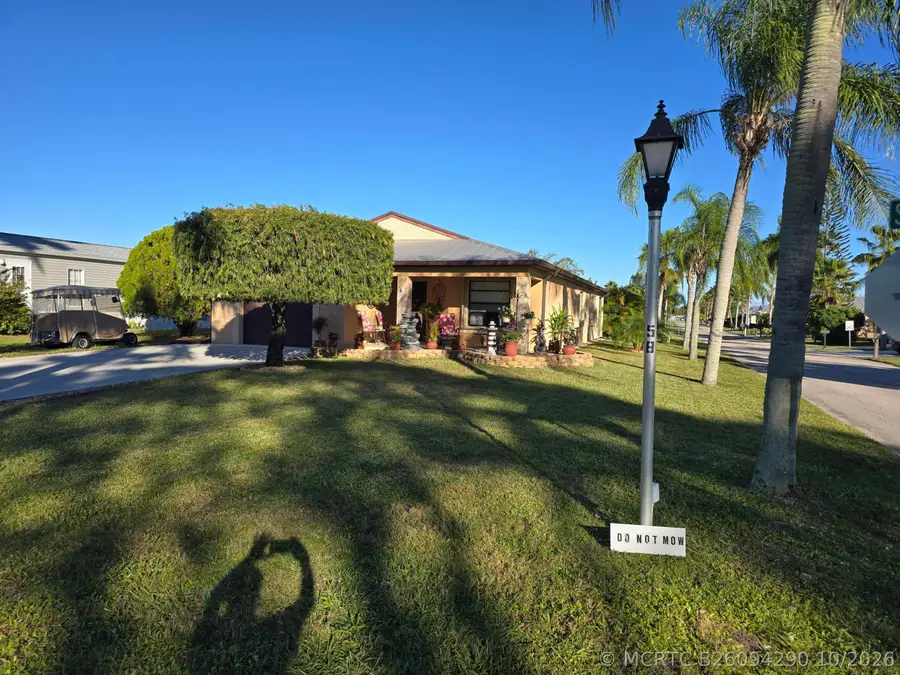20 Silver Oak Drive, Port Saint Lucie, FL 34952 - #2