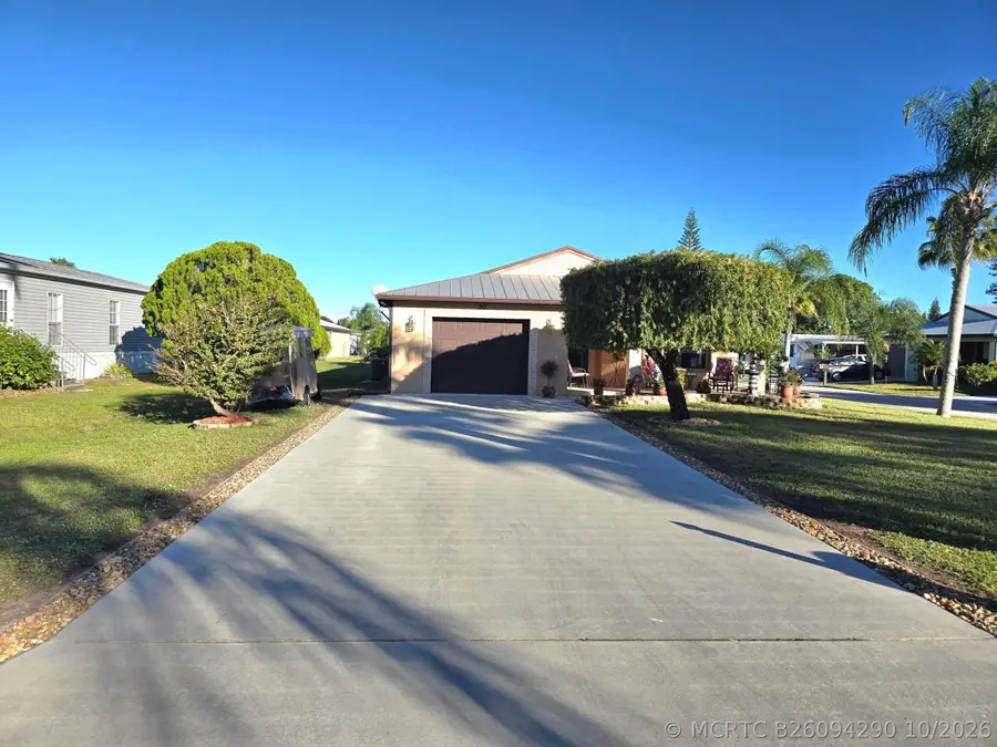 20 Silver Oak Drive, Port Saint Lucie, FL 34952 - #3