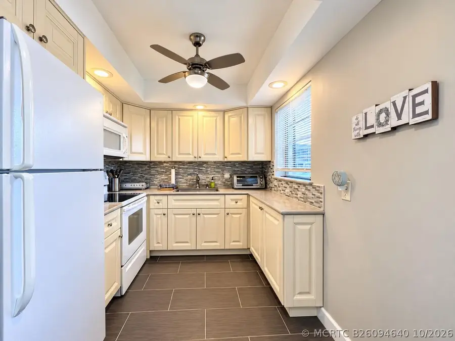 310 Northampton P, West Palm Beach, FL 33417 - #3