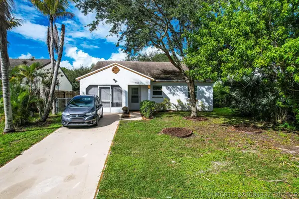 5806 SE Wilsie Drive, Stuart, FL 34997