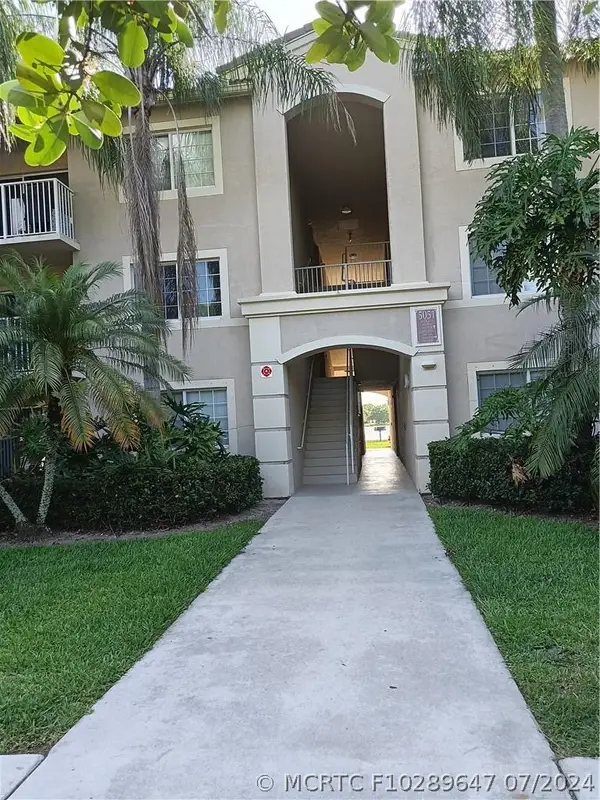 5051 Wiles Road #202, Coconut Creek, FL 33073
