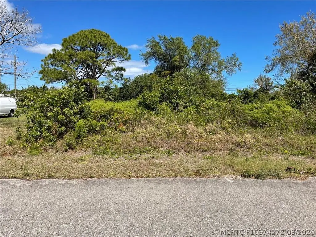 O O Barcelona Avenue, Fort Pierce, FL 34946 - #1