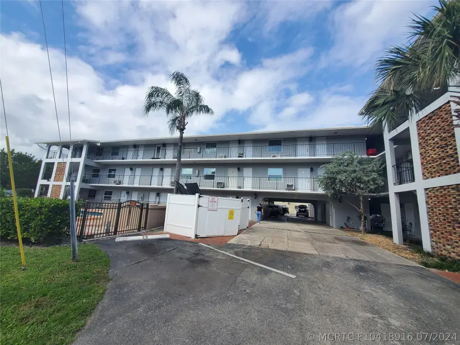 1021 NE 24th Avenue #4, Pompano Beach, FL 33062 - #2