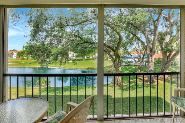 8930 S Hollybrook Boulevard #201, Pembroke Pines, FL 33025