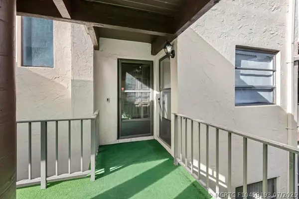 6010 S Falls Circle Drive #405, Lauderhill, FL 33319