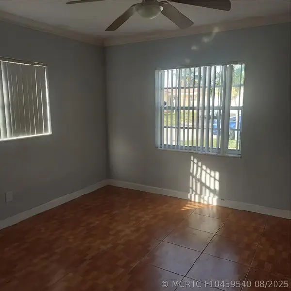 Address Withheld By Seller, Lauderdale Lakes, FL 33311