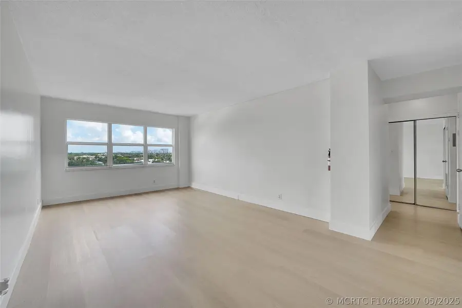 2555 NE 11th Street #806, Fort Lauderdale, FL 33304 - #3