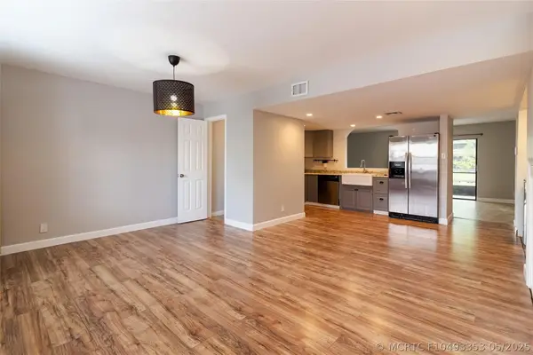 9417 NW 42nd Street, Sunrise, FL 33351