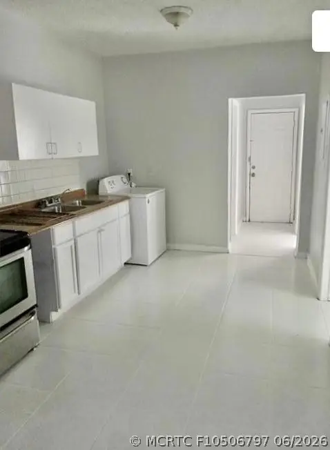 439 NW 18th Avenue, Fort Lauderdale, FL 33311 - #2