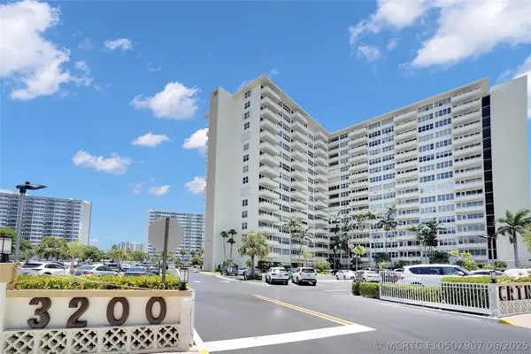 3200 NE 36th Street #319, Fort Lauderdale, FL 33308