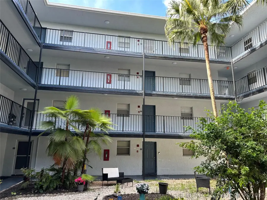 2800 Somerset Drive #109J, Lauderdale Lakes, FL 33311 - #3