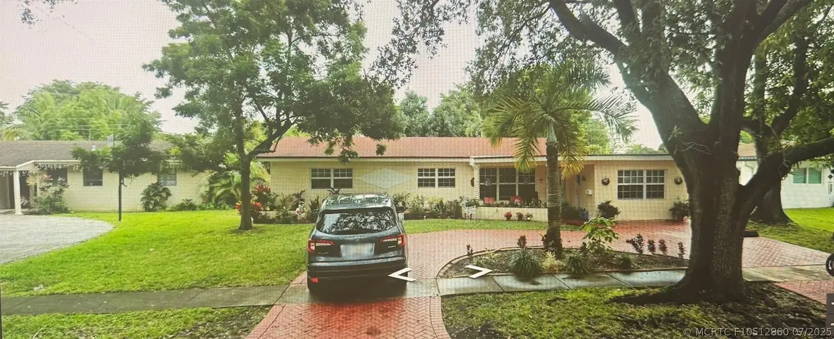 5620 Monroe Street, Hollywood, FL 33023 - #1