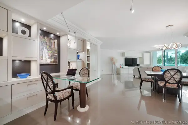 550 SE Mizner Boulevard #B209, Boca Raton, FL 33432