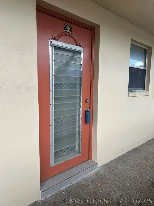 8080 N Sunrise Lakes Drive #209, Fort Lauderdale, FL 33322