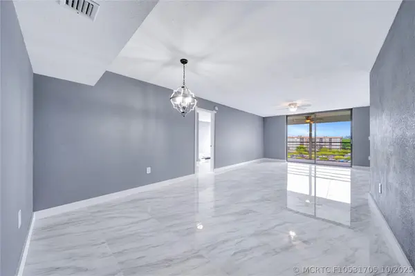 1100 Saint Charles Place #708, Pembroke Pines, FL 33026