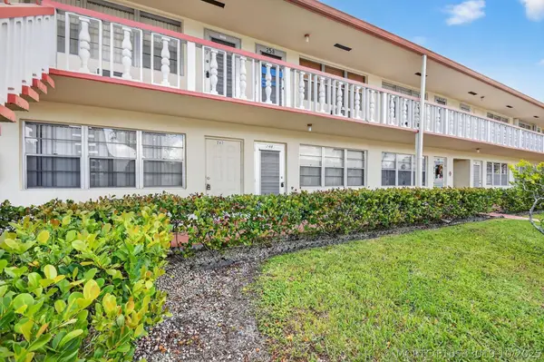 247 Camden K #247, West Palm Beach, FL 33417
