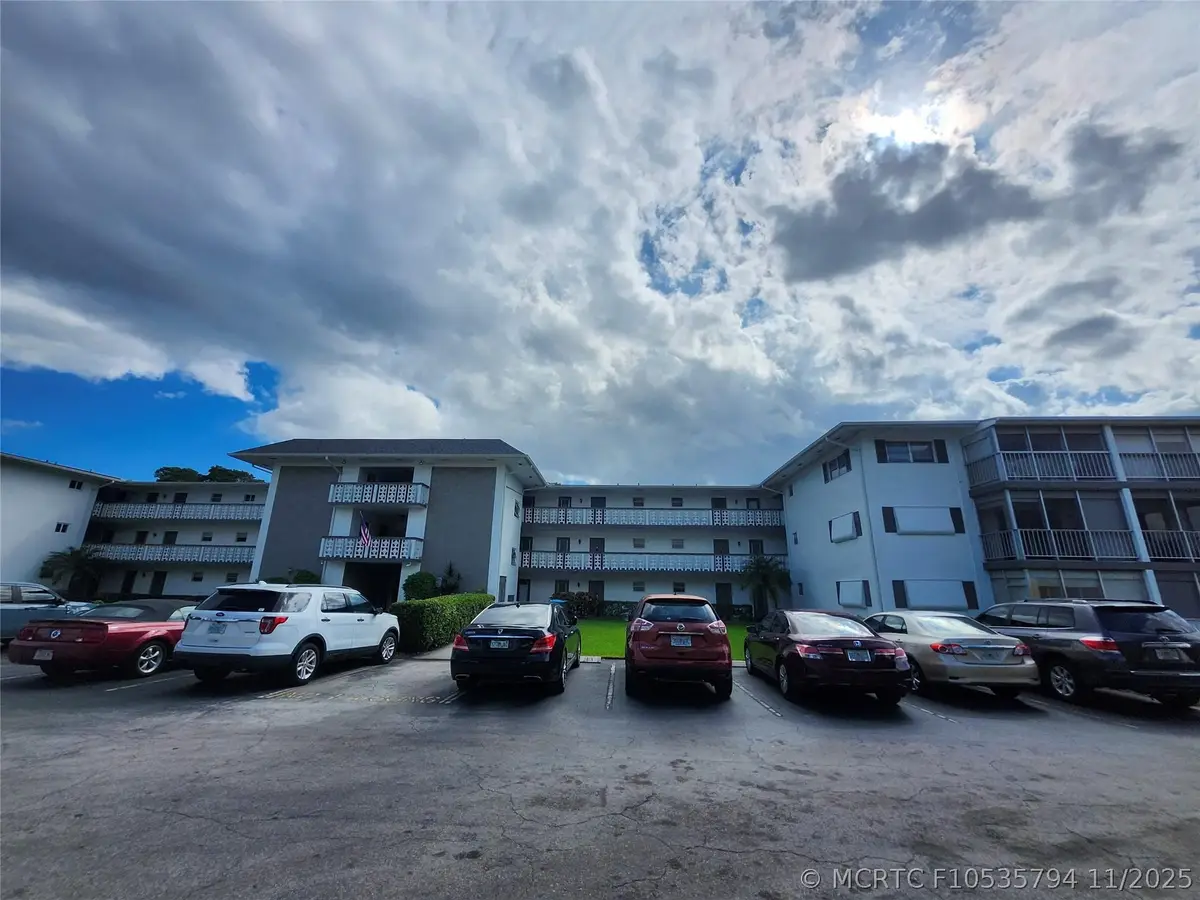 1201 Hillcrest Court #105, Hollywood, FL 33021 - #1