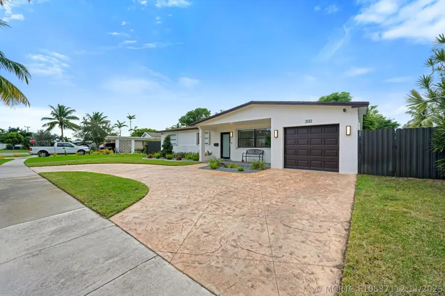 300 SW 65th Way, Pembroke Pines, FL 33023 - #2